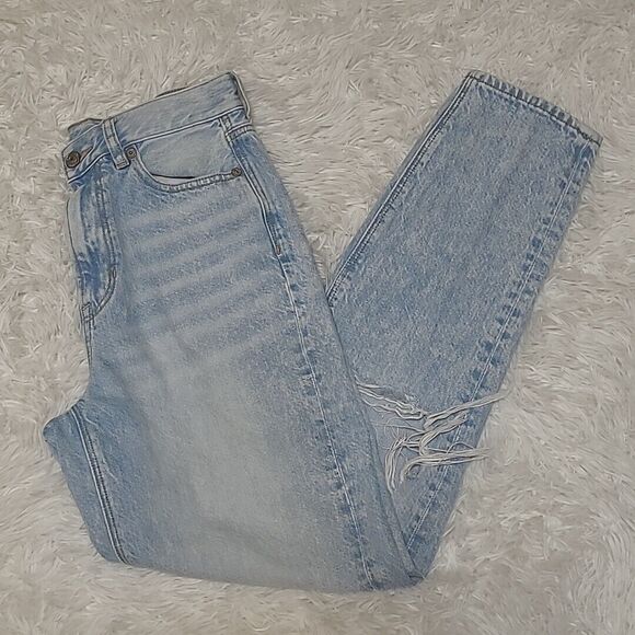 American Eagle Outfitters Denim - American Eagle Mom Jean Womens Size 2 Regular Light Wash High Rise Distressed
